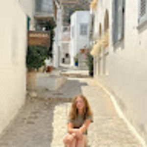 Meet your Posher, Emma